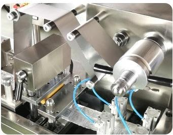 Esta&ccedil;&atilde;o de instala&ccedil;&atilde;o de folha de alum&iacute;nio