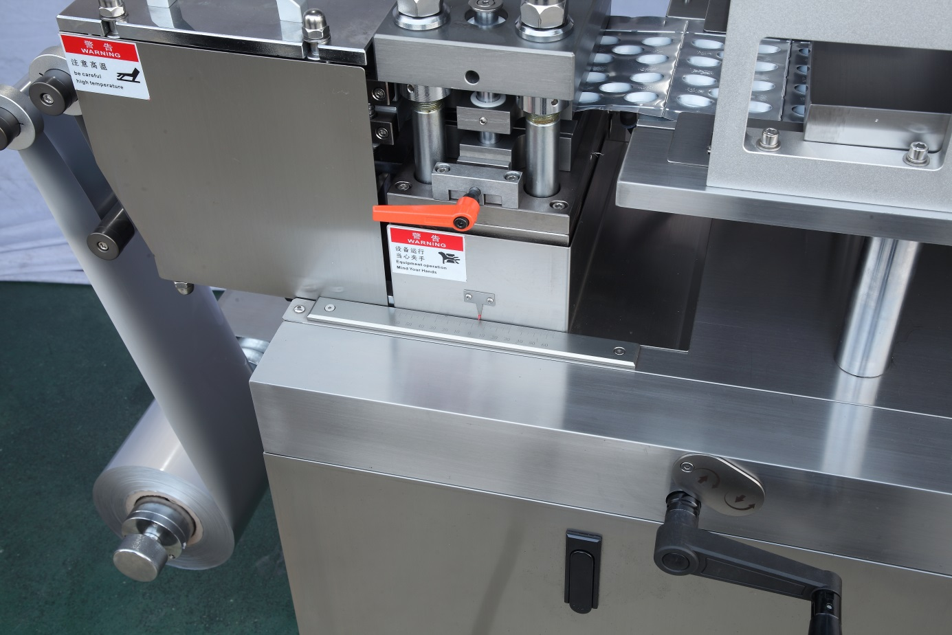 Placa de aquecimento de abertura e fechamento