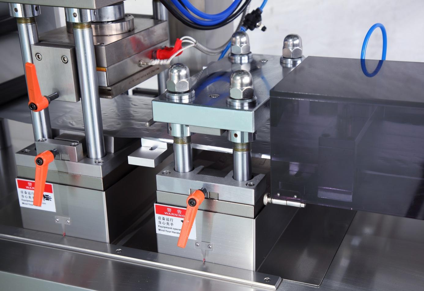 Libera&ccedil;&atilde;o r&aacute;pida e instala&ccedil;&atilde;o da esta&ccedil;&atilde;o de veda&ccedil;&atilde;o t&eacute;rmica e vinco